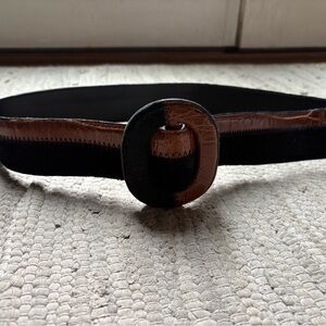 Milor Black and Brown Leather Belt with Circular Buckle
